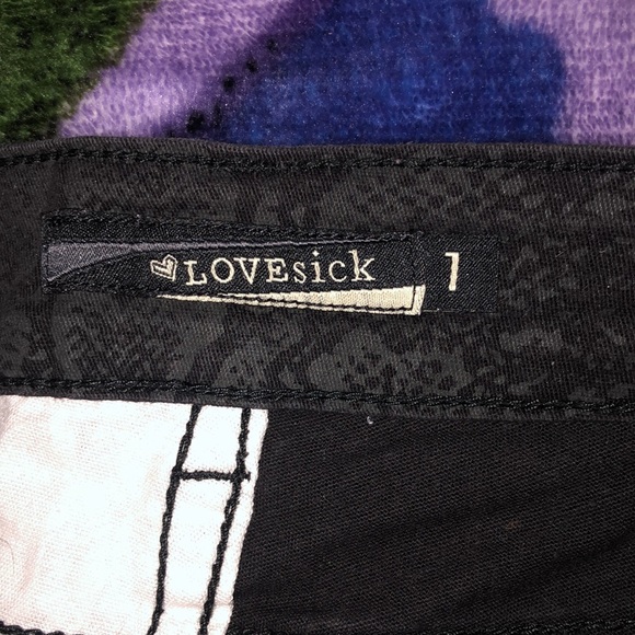 Lovesick shorts - Picture 3 of 3